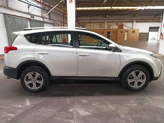 TOYOTA RAV4 2.0 4X2 16V GASOLINA 4P AUTOMÁTICO TOYOTA RAV4 2.0 4X2 16V GASOLINA 4P AUTOMÁTICO